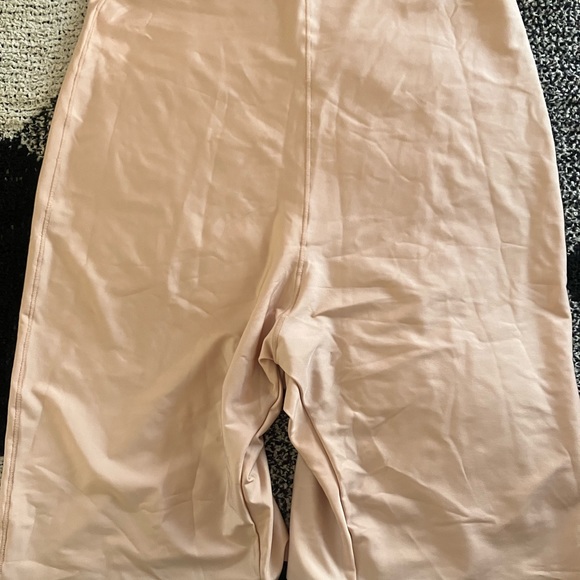 H&M shapewear - Picture 5 of 6